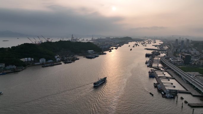 航拍舟山普陀沈家门渔港