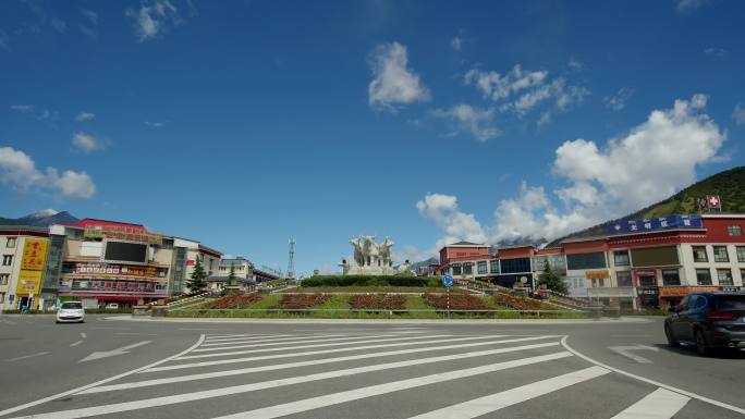 西藏林芝市地标牦牛广场延时合集