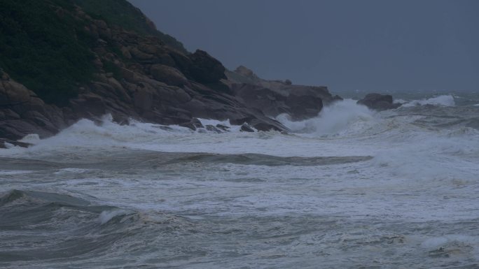 台风天海岸风浪