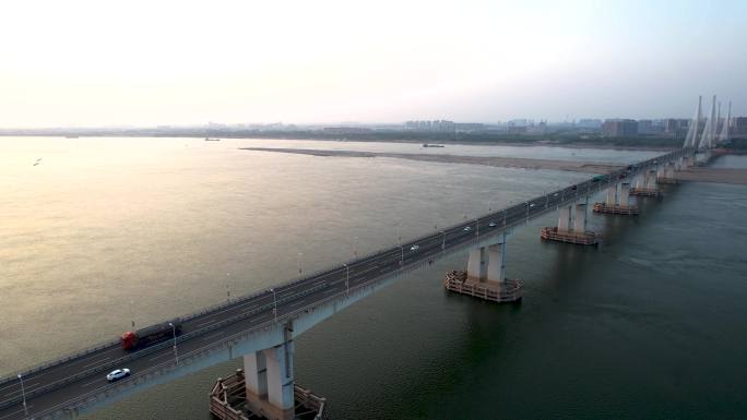 原创视频 5.4K航拍长江大桥