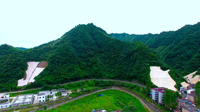 山川风景 河流 纸张晾晒 乡村生活