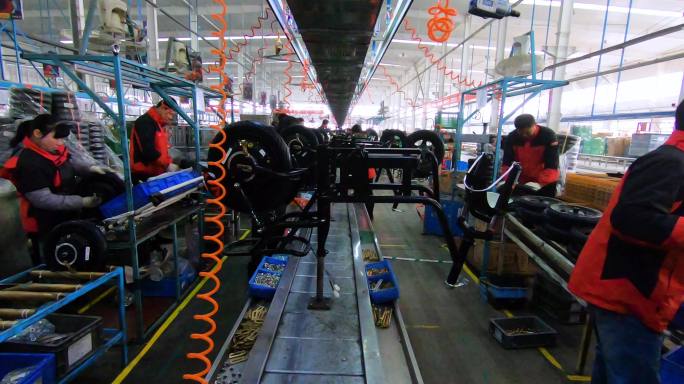 工厂车间 电动车生产 组装流水线 车辆组装