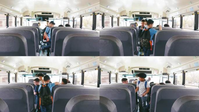 不同群体的学童乘坐校车