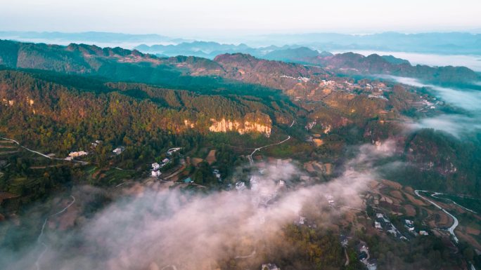 4k延时航拍 云雾山村 大山 群山 山脉