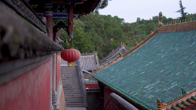 深山古寺