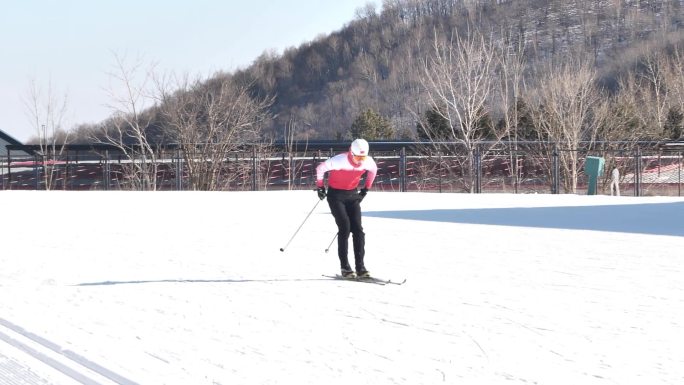 滑雪训练降速滑雪训练场运动员