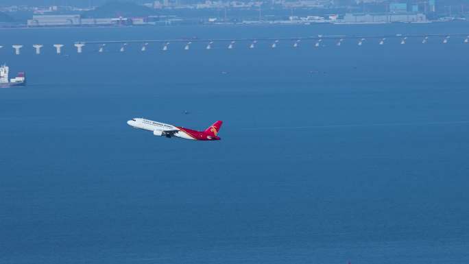 深圳机场起飞的深圳航空客机