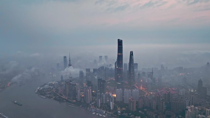 上海陆家嘴阴天震撼平流雾水墨上海航拍