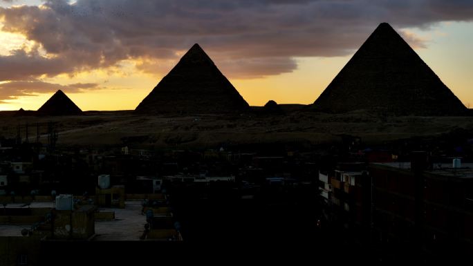 埃及吉萨大金字塔傍晚