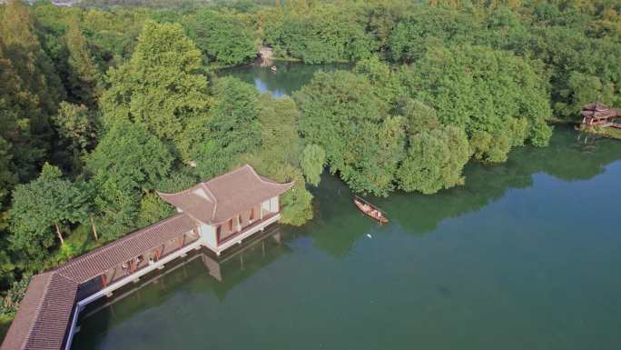 航拍杭州西湖景区浴鹄湾 霁虹桥