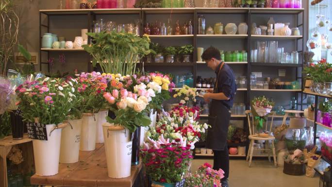 花店 插花师 琳琅满目 城市生活