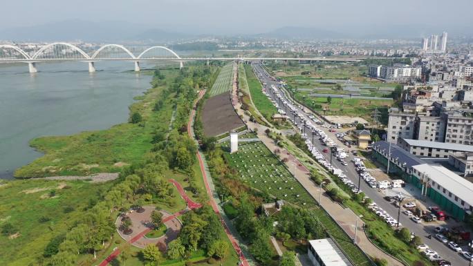 陕西安康汉江东边街道航拍