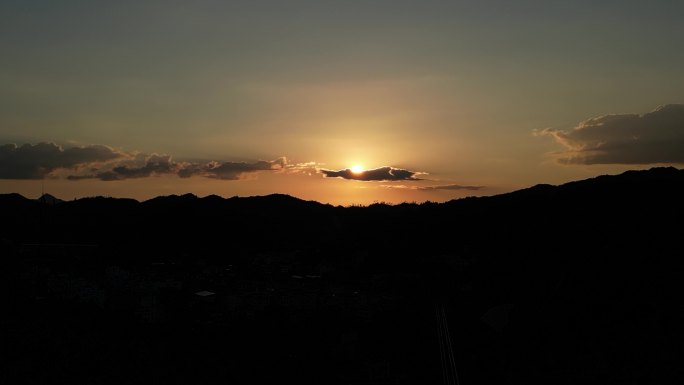 太阳落山前