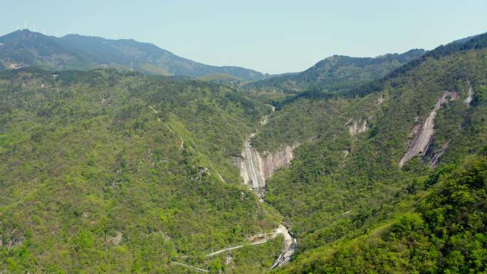 高山流水瀑布景区