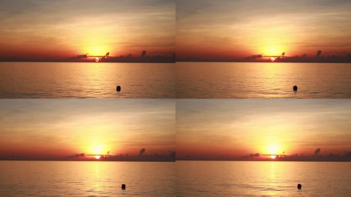 菲律宾宿务苏米龙岛的海上日出