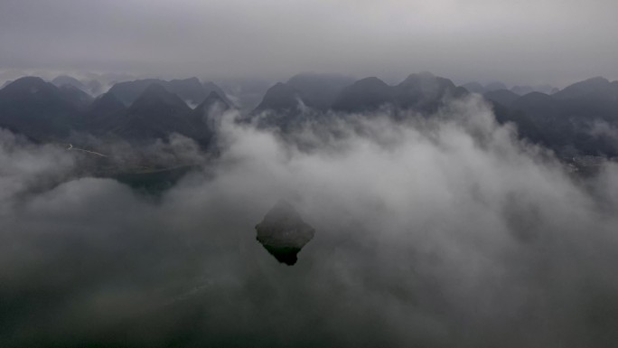 4K延时航拍靖西渠洋湖云海美景