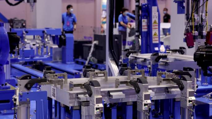 2022世界机器人大会：工业机器人机械臂