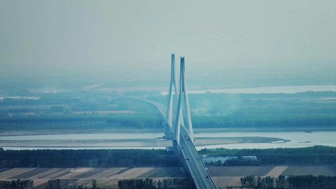 4K长镜头下的石首公铁长江大桥