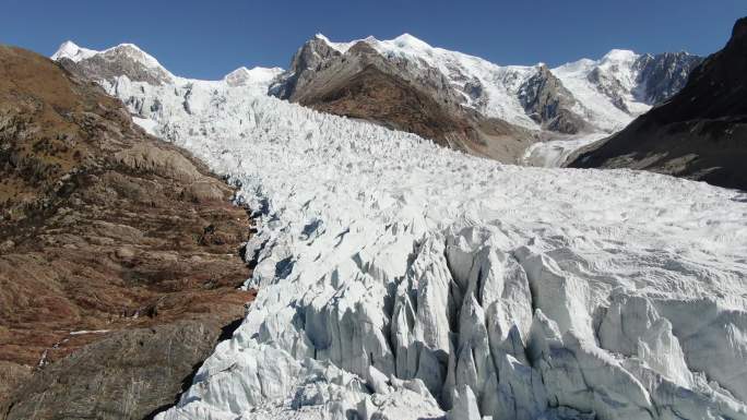 西藏最牛冰川航拍