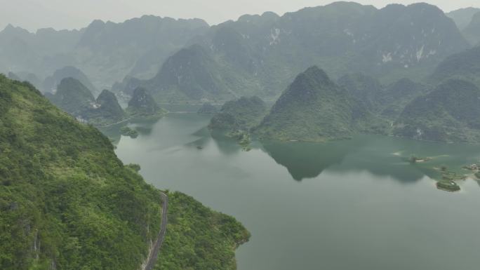 4K航拍凌云群山浩坤湖风光美景