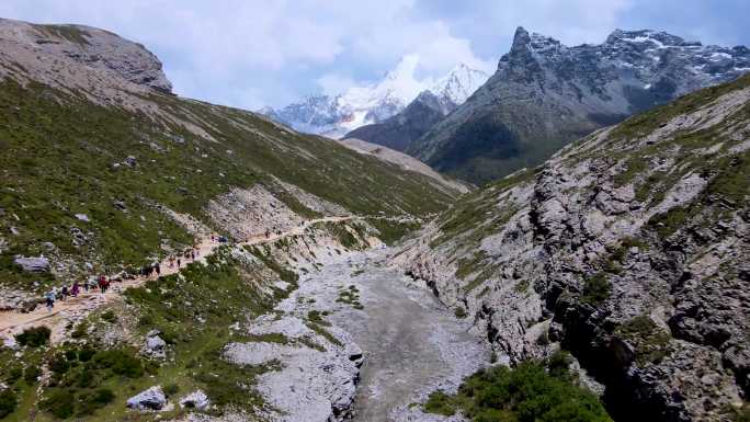 稻城亚丁 山顶沿途风景4K航拍