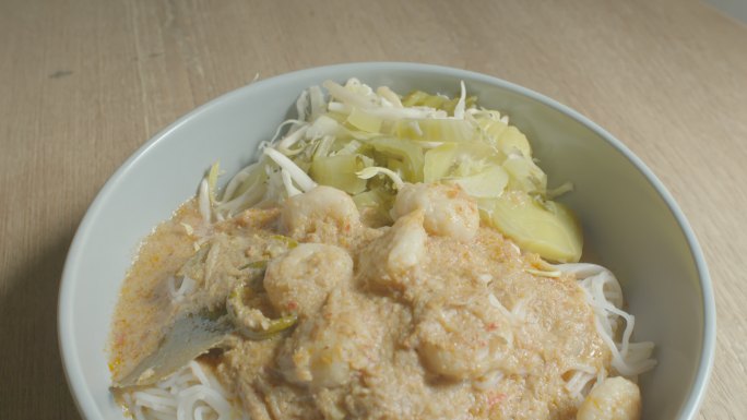 咖喱鱼露米粉（泰国菜）