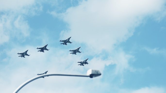 F16战鹰编队飞行