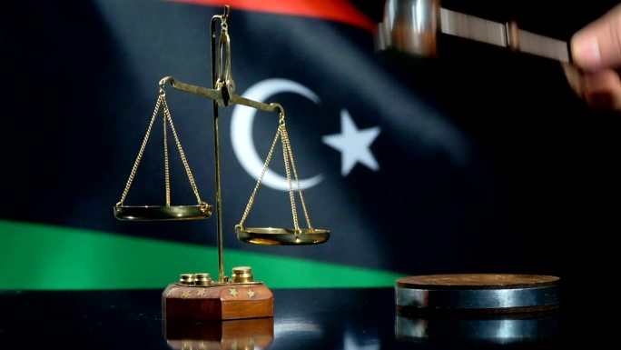 平衡与利比亚国旗阿拉伯天平法槌