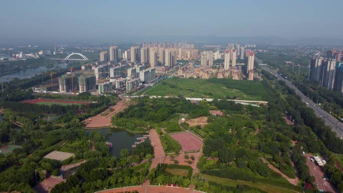 邢台市 七里河体育公园 钢铁路大桥