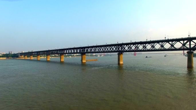 武哈长江大桥桥梁交通便利河流