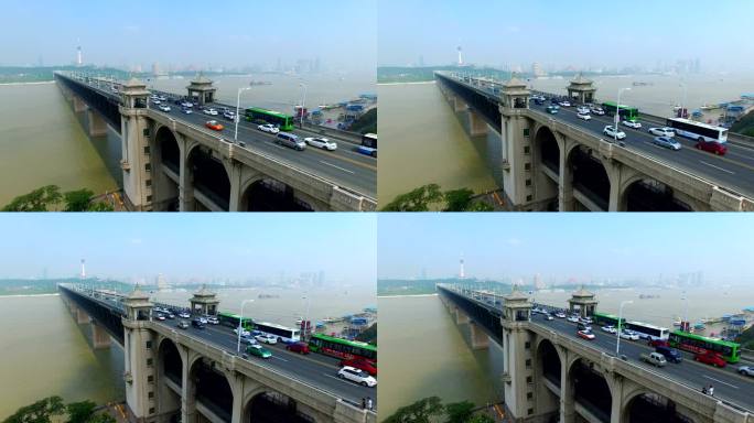 中国湖北武汉长江大桥