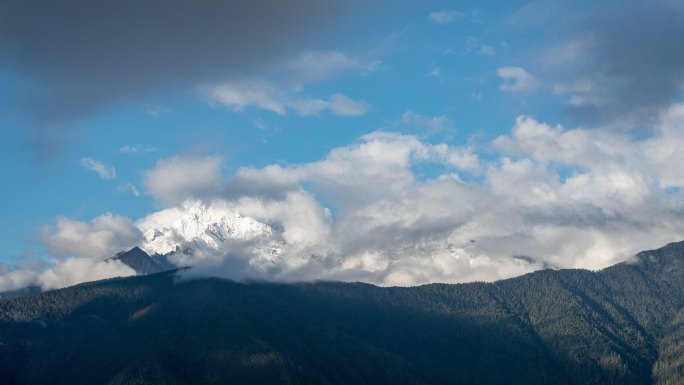 梅里雪山神女峰延时摄影