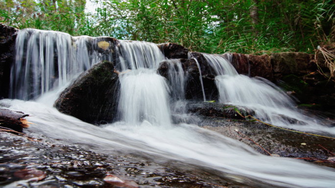 9条4k山泉慢门流水