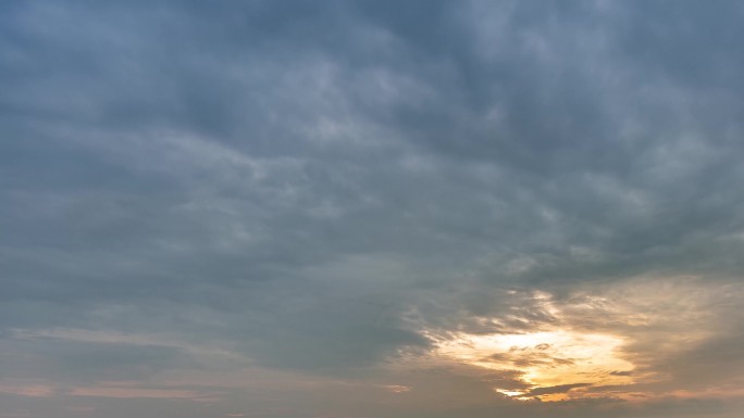 天空日出朝阳朝霞彩霞云层流云流动的云延时