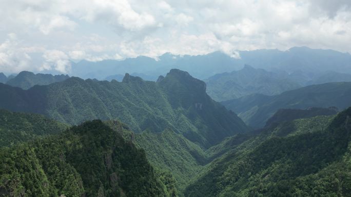 航拍湖北神农架5A景区神农谷 (7)