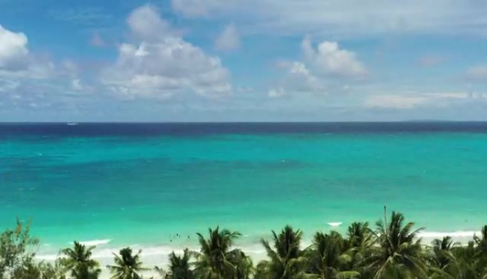 菲律宾长滩岛：白色沙滩碧蓝海水和煦阳光3