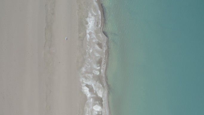 4k航拍唯美海浪碧海蓝天海岸