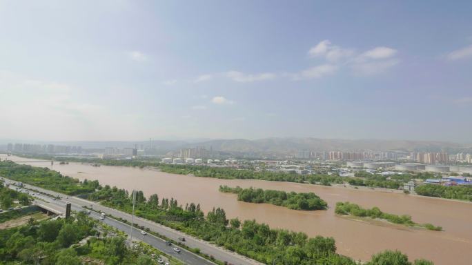俯瞰兰州黄河黄河实拍甘肃河流污染