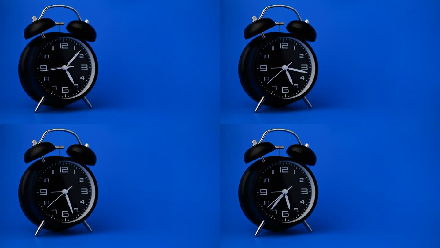 蓝色背景上的时钟快速运行时间每秒移动的视频。4k视频。快速运行时间库存视频。