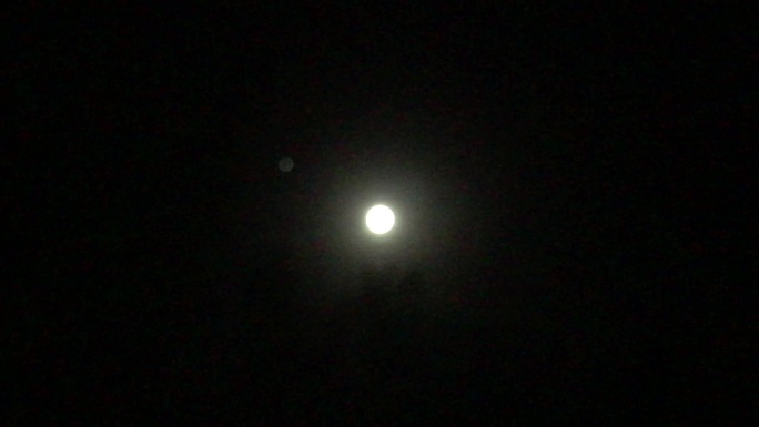 夜晚 天空 明亮 月球