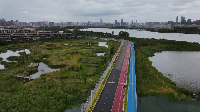 昆明滇池后海休闲景观彩虹路