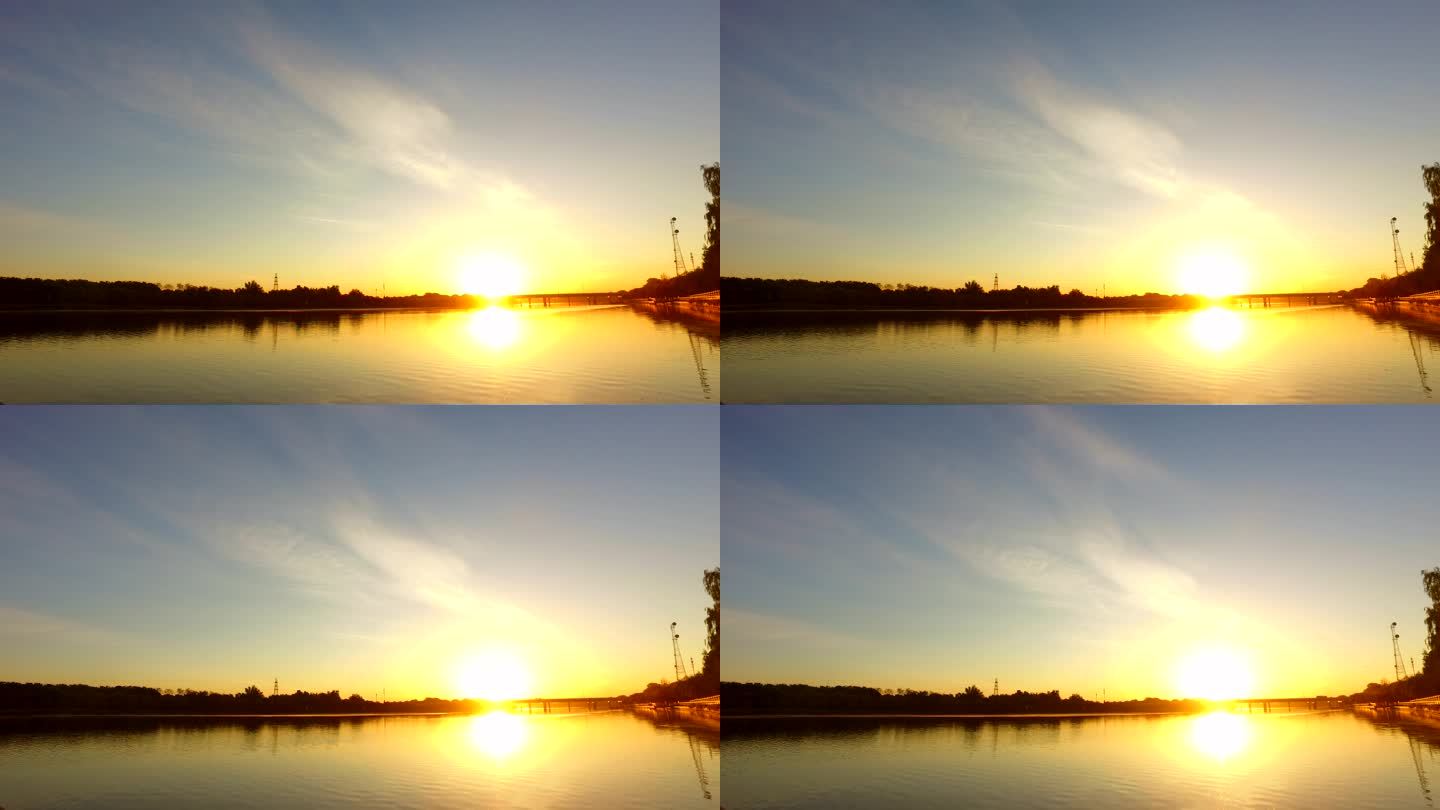 河边日出水天一色彩霞河边日出清晨日出东方