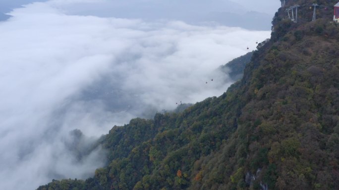 陕西黄柏源龙头山云海巴中光雾山秋景