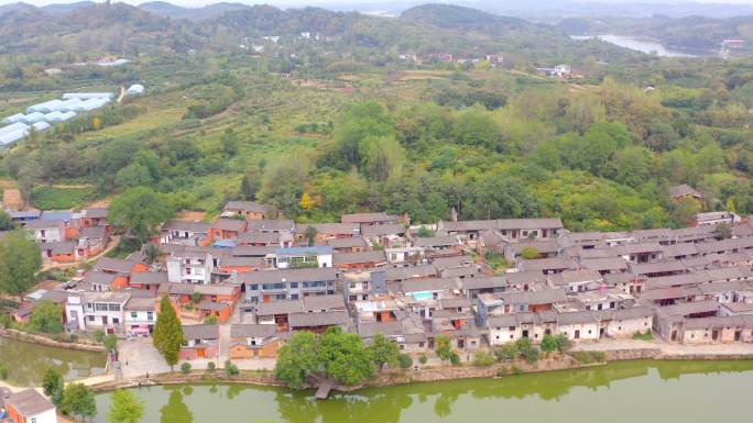 航拍新县丁李湾景区