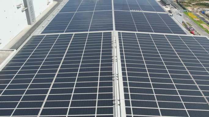 企业光伏太阳能发电屋顶