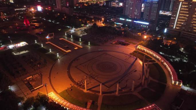 临沂人民广场 夜景航拍 广场夜生活