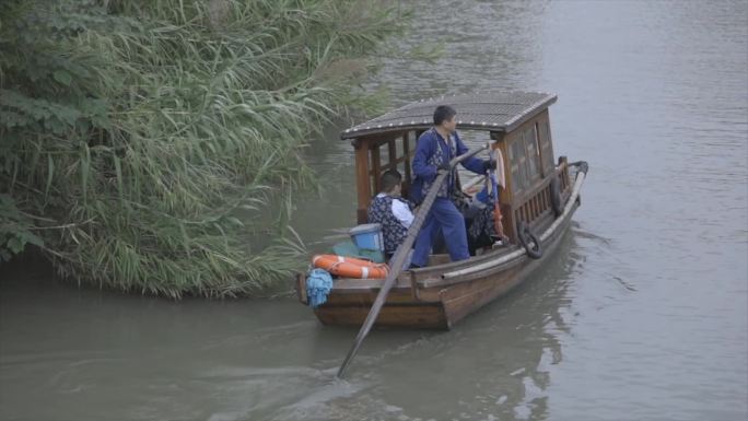 超长芦苇小船