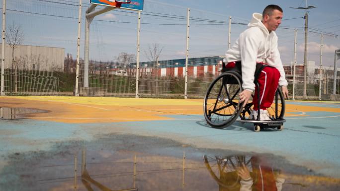 篮球运动员训练残疾人不服输毅力坚强