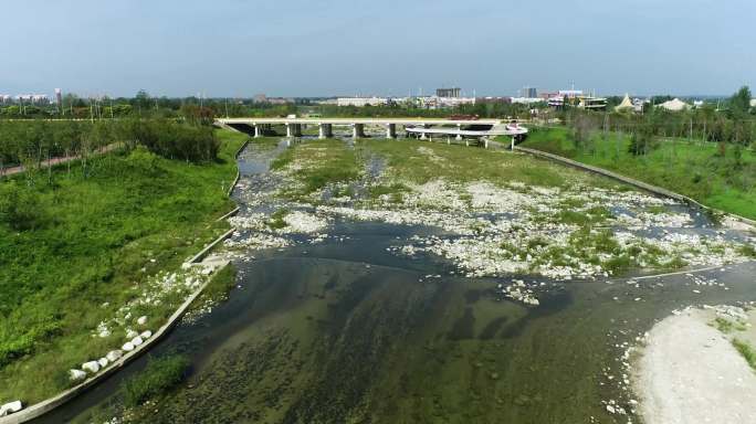 干涸的河流河道航拍