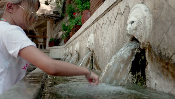 希腊斯皮里克里特岛威尼斯喷泉